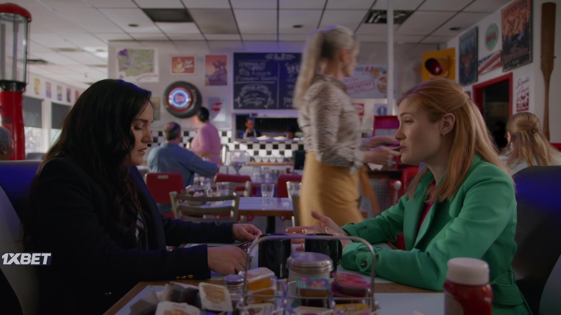 Тайны авроры тигарден сериал с 2015 г. Кадры. Расследования авроры тигарден. Фильм тайна авроры тигарден. Аврора тигарден.