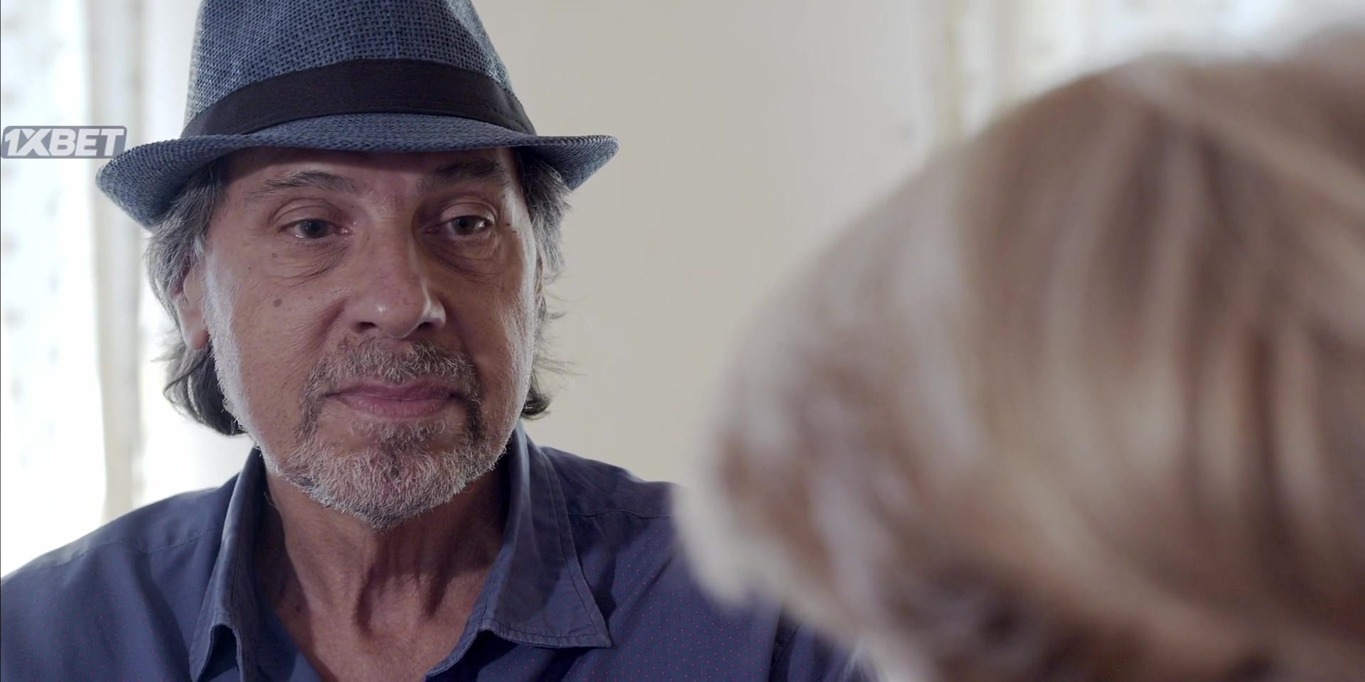 на мели 2023. две девицы на мели мелани 2011. на мели 2023. кэт деннингс. две девицы на мели пятница.