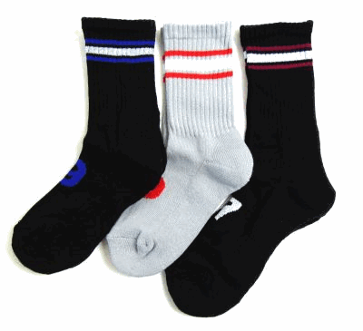 Вязание спицами носков на 5 спицах для детей 2 лет. Носки на ребенка 1 5 года. Носочки для новорожденных спицами. Вязаные носки для мальчика. Вязаные носки для мальчика.